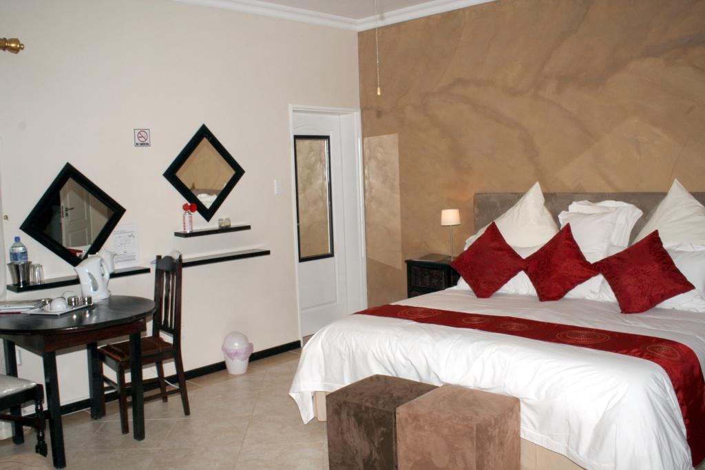 Lumley'S Place Guesthouse Pniel Room photo